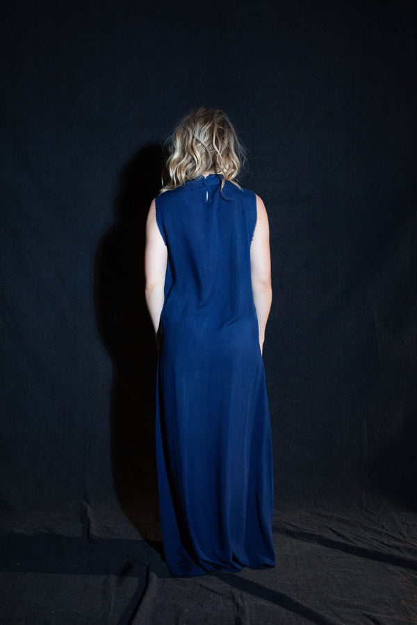 the long neck dress