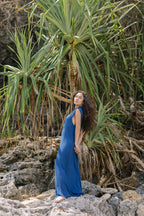 the long neck dress